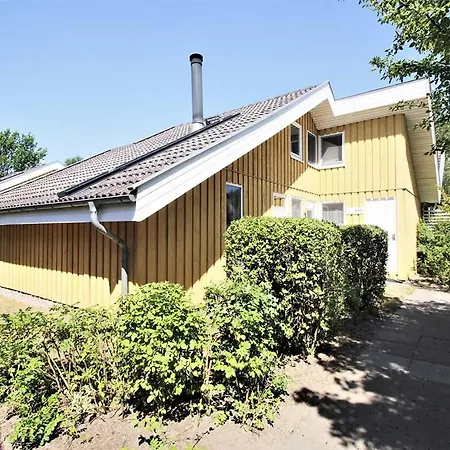 Holiday home Wildgans 135 *